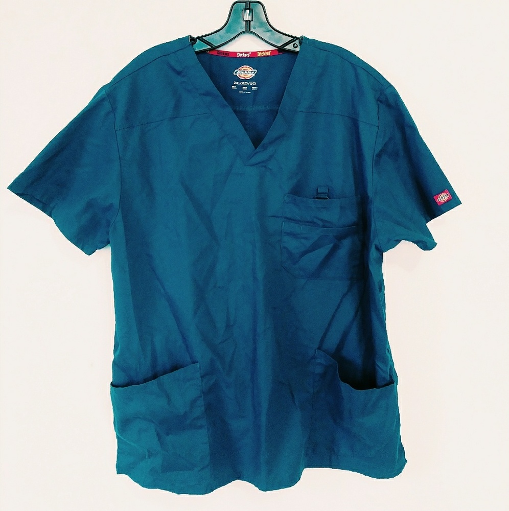Dickies XL blue shortsleeve scrub top